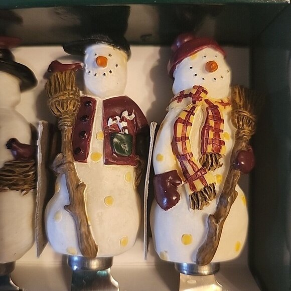 Set of 4 Debbie Mumm Cheese Butter Spreader Set Knives 1999 Snowman New - Picture 3 of 8